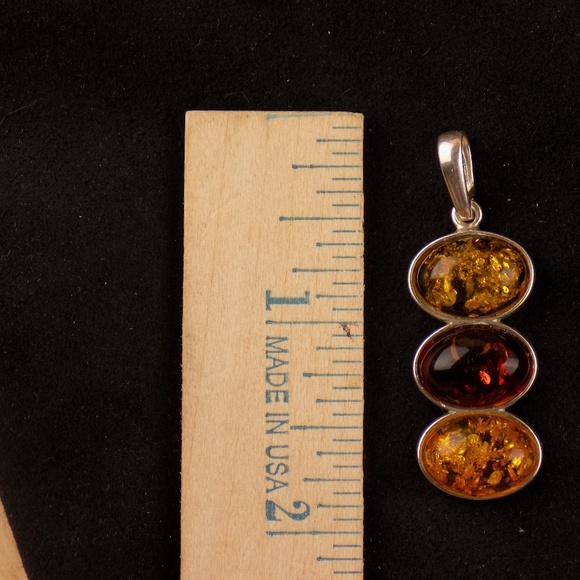 STERLING HONEY GOLDEN GREEN TRIO AMBER pendant - Picture 4 of 7